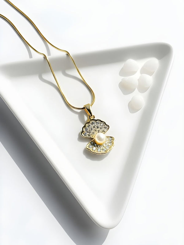 Radiant Oyster Pearl & CZ Pendant Chain Necklace
