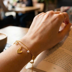 The Majestic Pearl-Drop Heart Bracelet