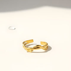 Subtle Swirl Knot Ring Free Size 18k Gold