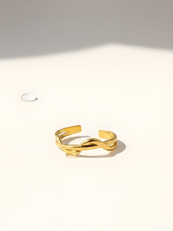 Subtle Swirl Knot Ring Free Size 18k Gold
