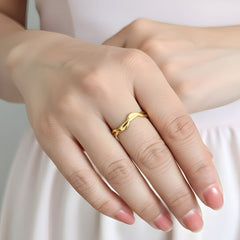 Subtle Swirl Knot Ring Free Size 18k Gold
