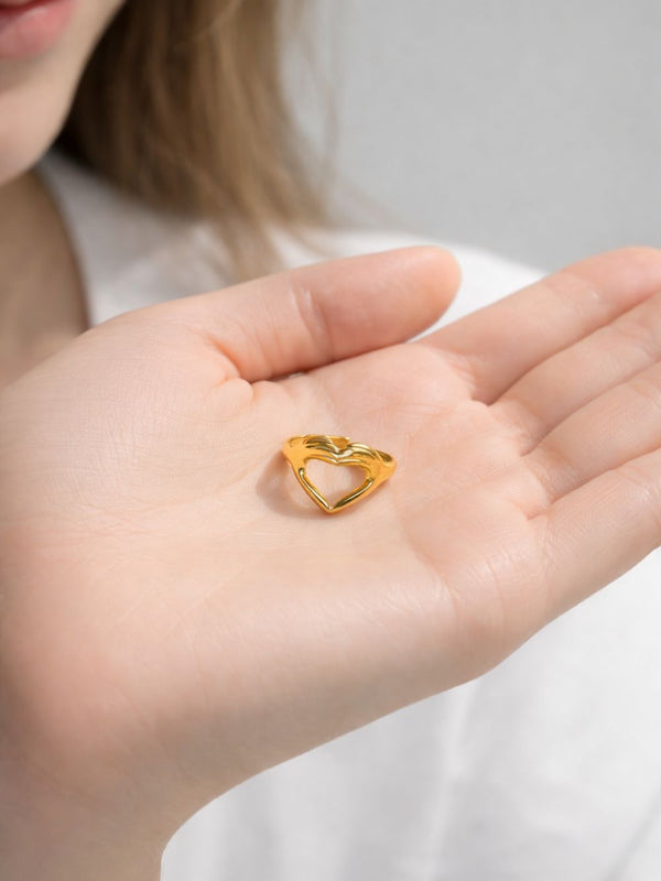 Heart Embrace Ring Premium 18K Gold PVD Coat